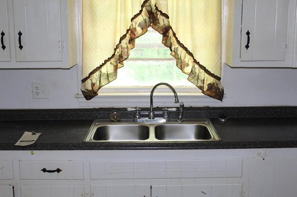 1615 Tanager Cir, Decatur GA  30032-3726 exterior