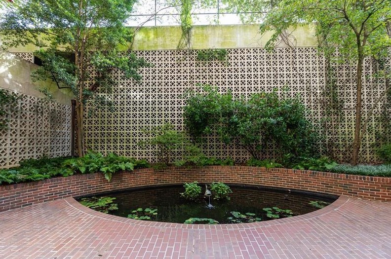 1327 Peachtree St, Atlanta GA  30309-0029 exterior