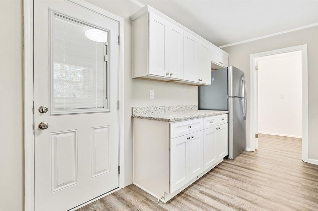 2074 Troutdale Dr, Decatur GA  30032-6042 exterior