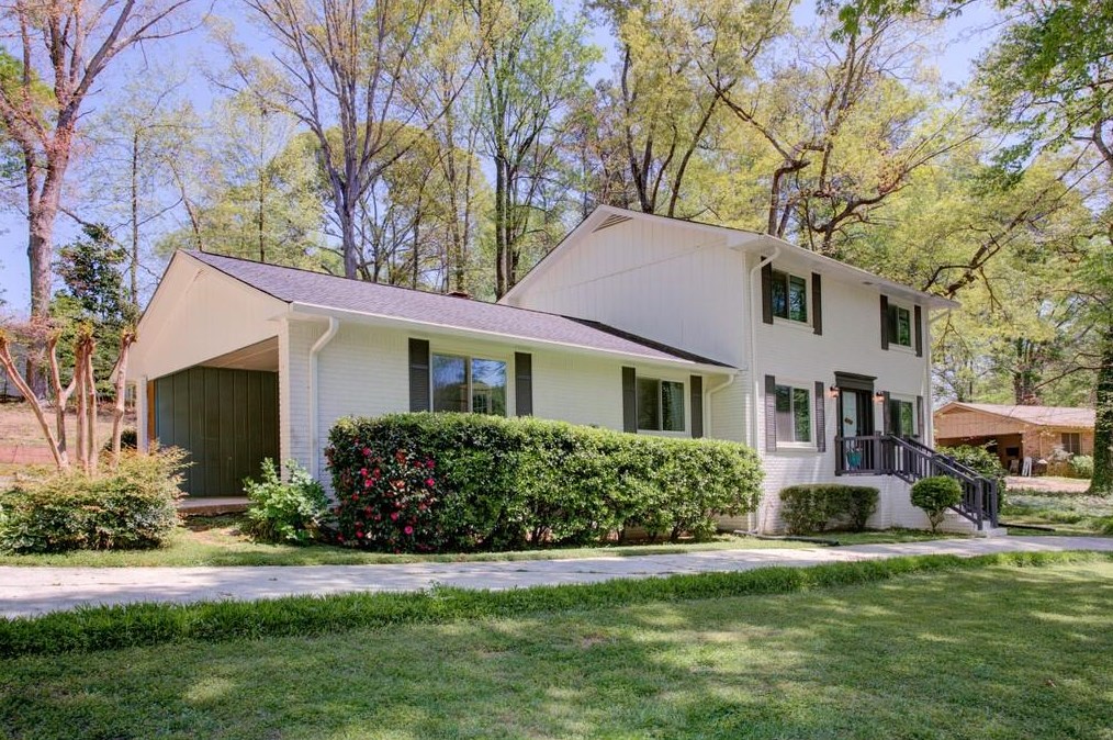 890 Brentwood Dr, Smyrna GA  30082-3404 exterior