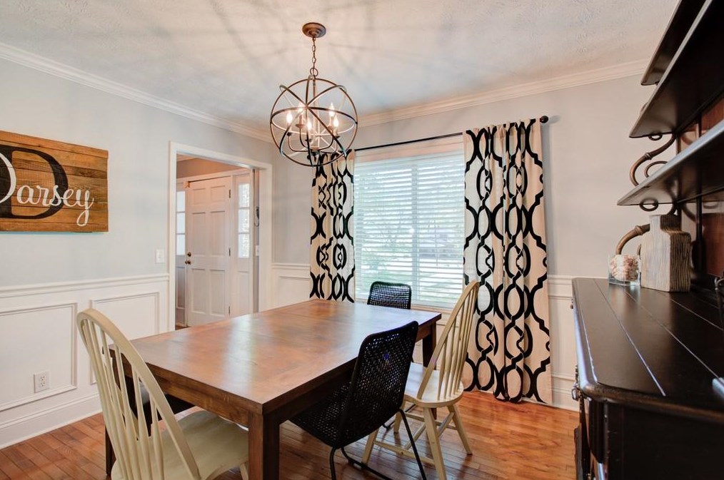 890 Brentwood Dr, Smyrna GA  30082-3404 exterior