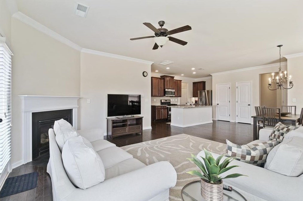 5078 Jack Dr, Decatur GA  30035-6013 exterior