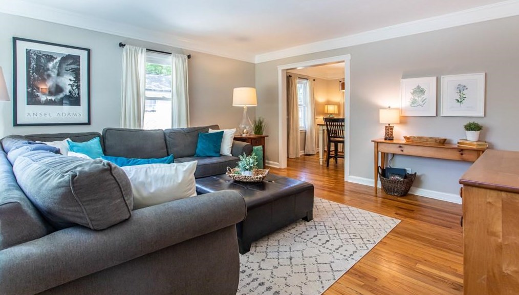 2222 Desmond Dr, Decatur GA  30033-4742 exterior