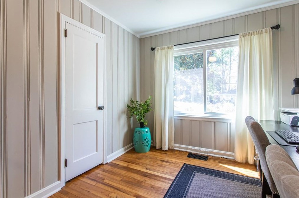 2222 Desmond Dr, Decatur GA  30033-4742 exterior