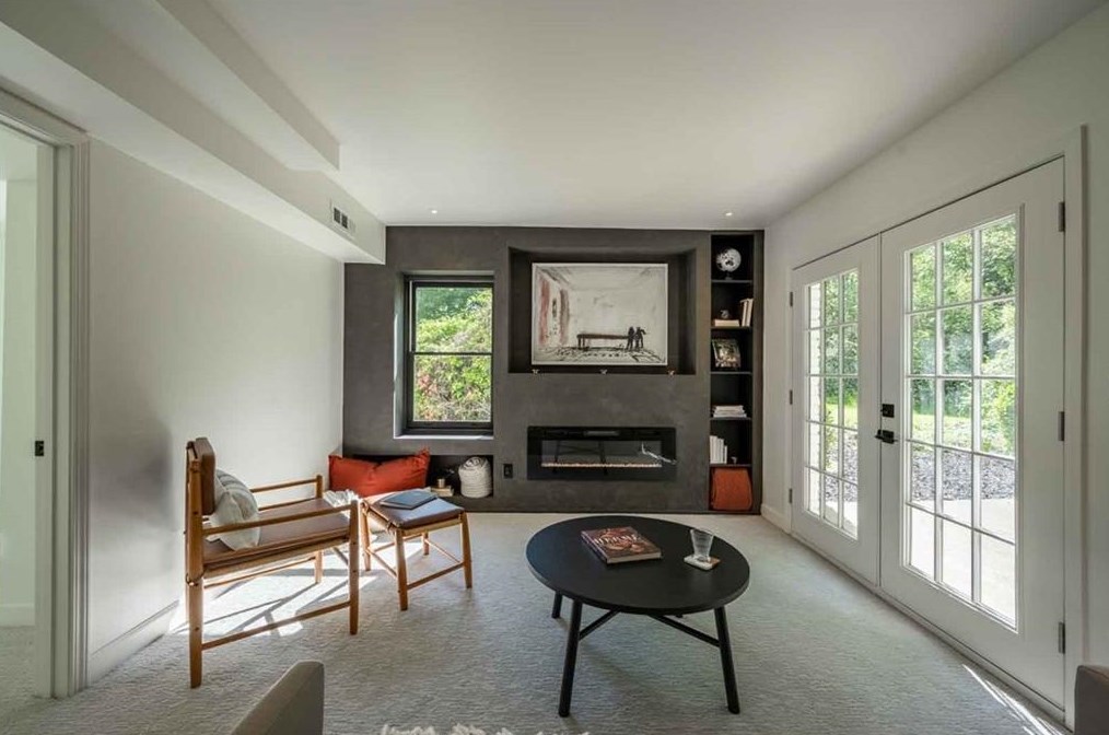 2801 Riderwood Dr, Decatur GA  30033-1532 exterior