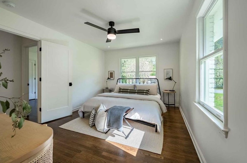 2801 Riderwood Dr, Decatur GA  30033-1532 exterior