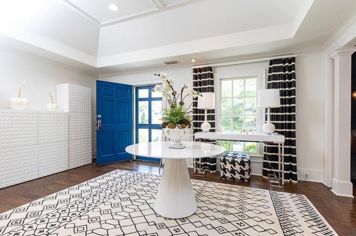 1830 Walthall Dr, Atlanta GA  30318-2647 exterior