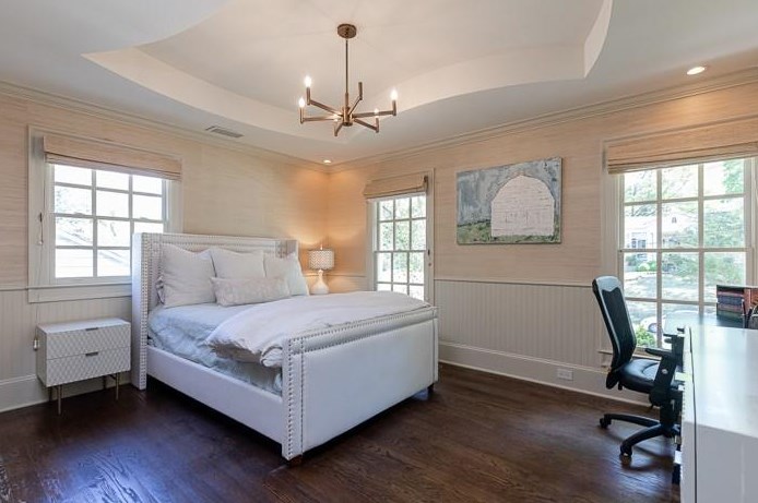 1830 Walthall Dr, Atlanta GA  30318-2647 exterior