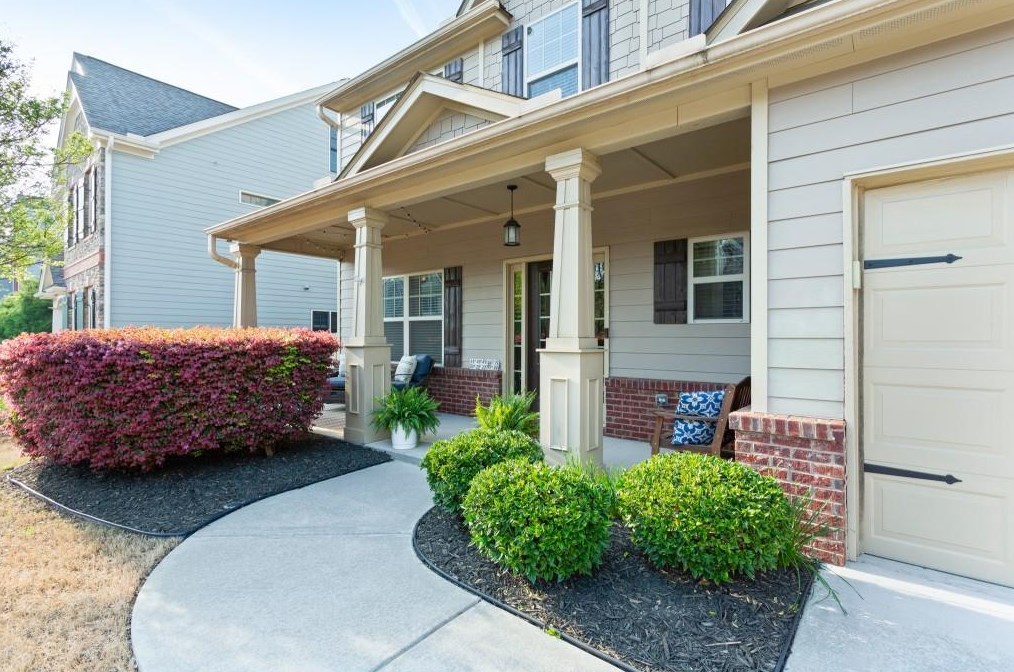 5015 Groover Dr, Smyrna GA  30080-7221 exterior