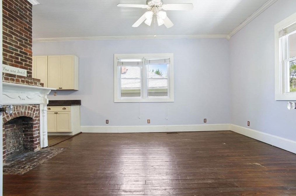 1972 Whittier Ave, Atlanta GA  30318-1049 exterior