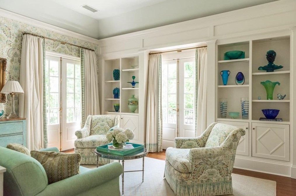 2841 Vernon Rd, Atlanta GA  30305-2934 exterior