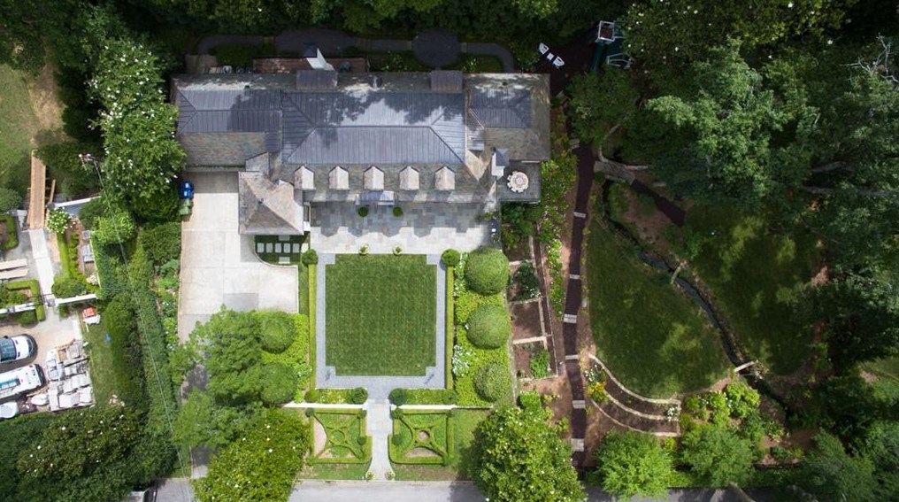 2841 Vernon Rd, Atlanta GA  30305-2934 exterior