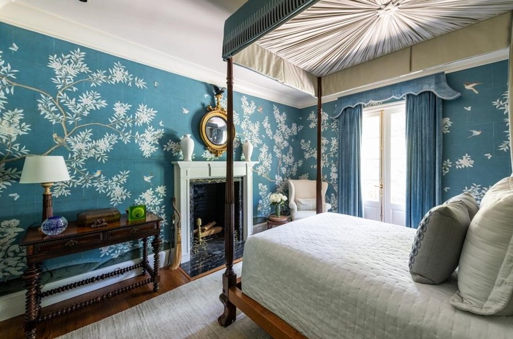 2841 Vernon Rd, Atlanta GA  30305-2934 exterior