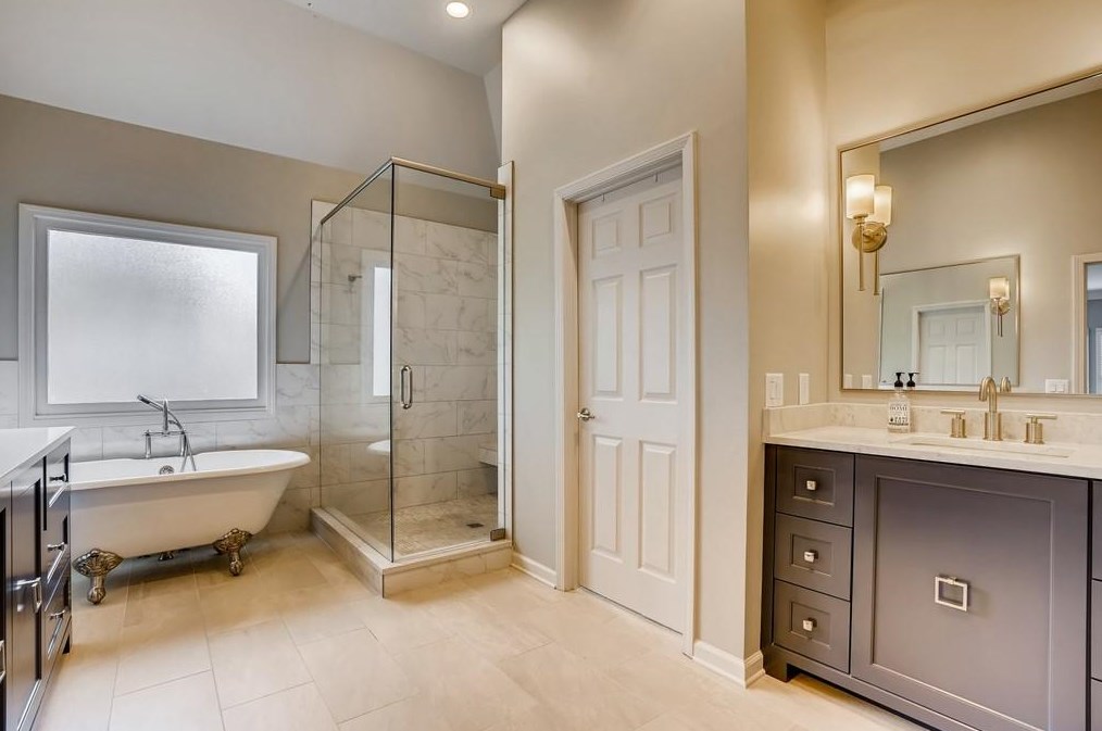 4304 Millside Ct, Smyrna GA  30080-6396 exterior