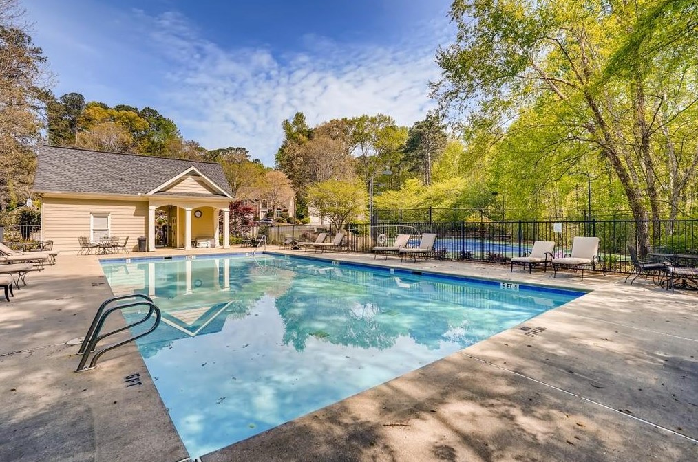 4304 Millside Ct, Smyrna GA  30080-6396 exterior