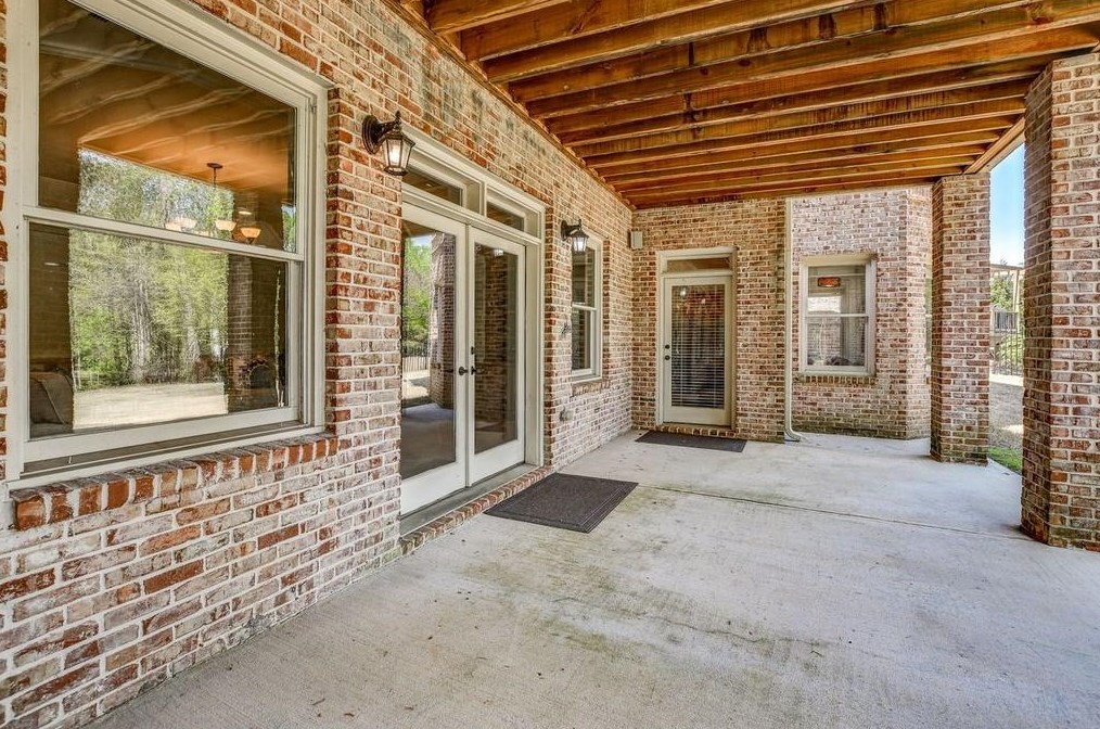 908 Carriage Path, Smyrna GA  30082-4761 exterior