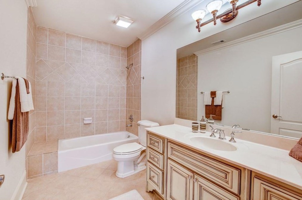 908 Carriage Path, Smyrna GA  30082-4761 exterior