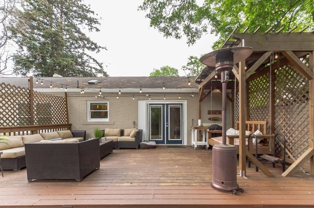 2331 Sanford Rd, Decatur GA  30033-5511 exterior