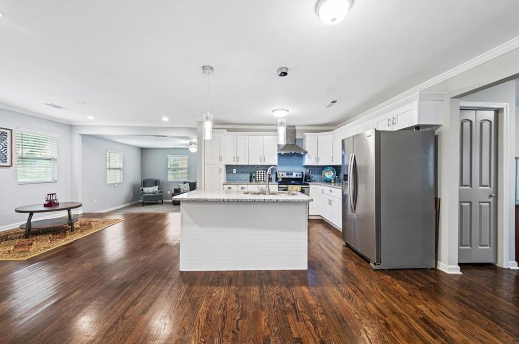 1955 Glenmar Dr, Decatur GA  30032-5147 exterior