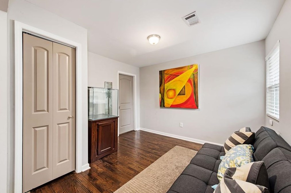 1955 Glenmar Dr, Decatur GA  30032-5147 exterior