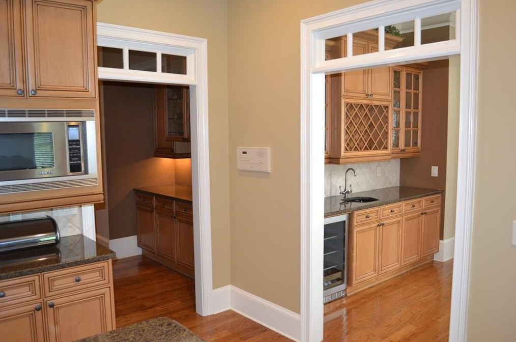 912 Carriage Path, Smyrna GA  30082-4761 exterior