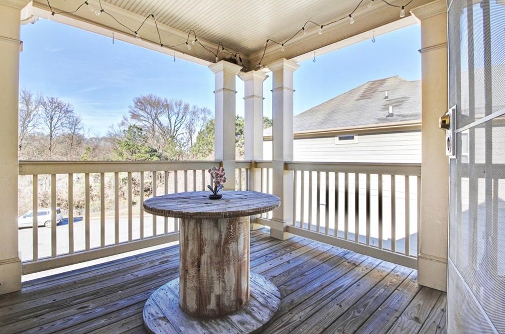225 Washington Manor Dr, Atlanta GA  30314-2864 exterior