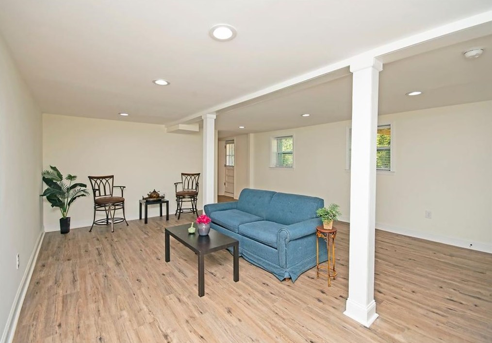 3145 Pinehill Dr, Decatur GA  30032-2801 exterior