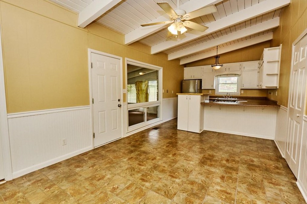 2428 Parkland Dr, Decatur GA  30032-6236 exterior