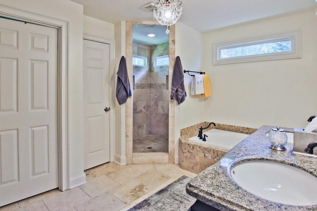 3565 Hickory Cir, Smyrna GA  30080-5613 exterior