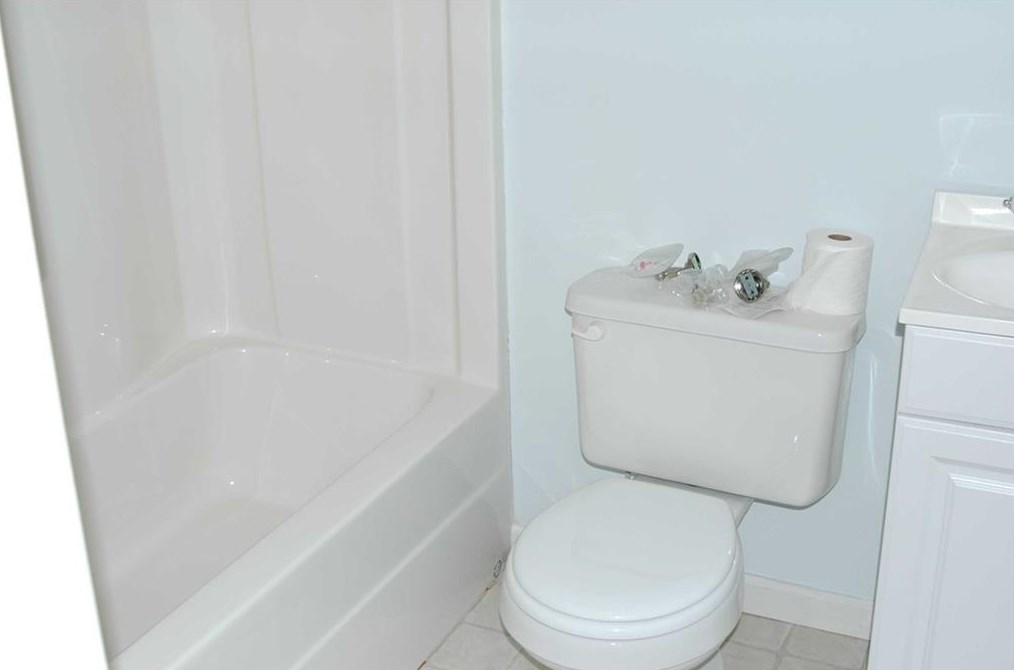 2823 Joyce Ave, Decatur GA  30032-4323 exterior