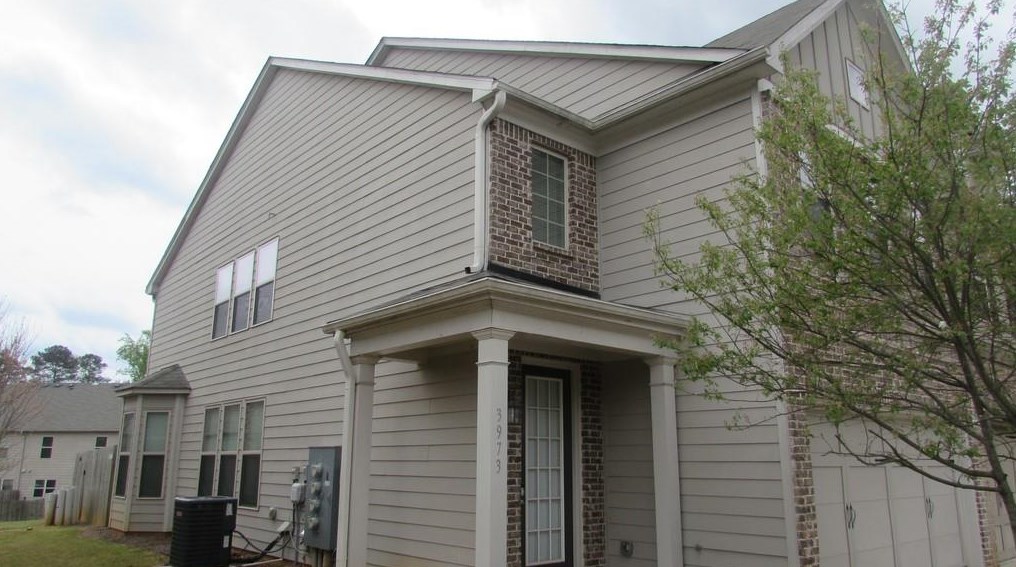 3973 Princeton Lakes Way, Atlanta GA  30331-5595 exterior