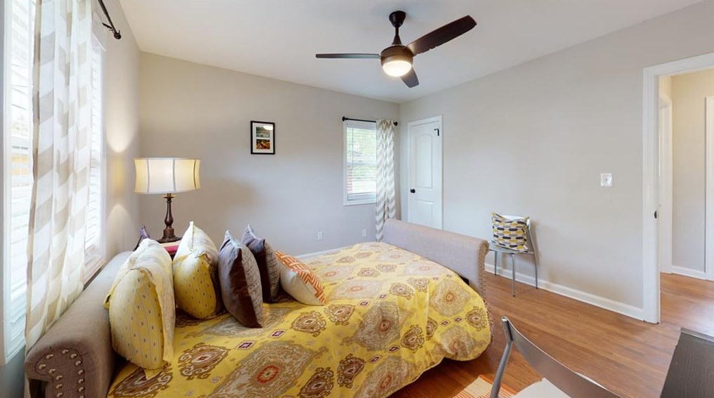 1530 Woodland Cir, Atlanta GA  30316-3160 exterior