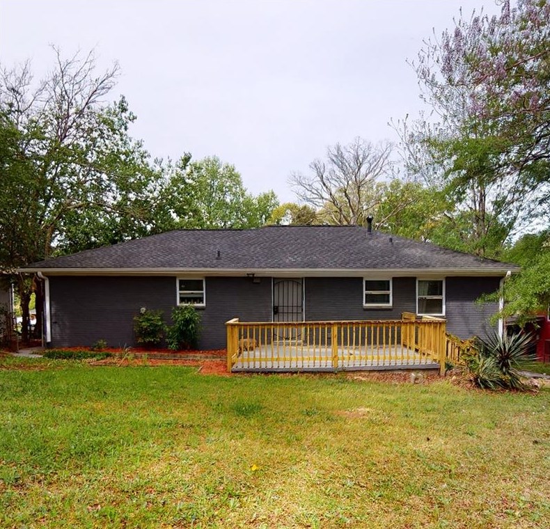 1530 Woodland Cir, Atlanta GA  30316-3160 exterior