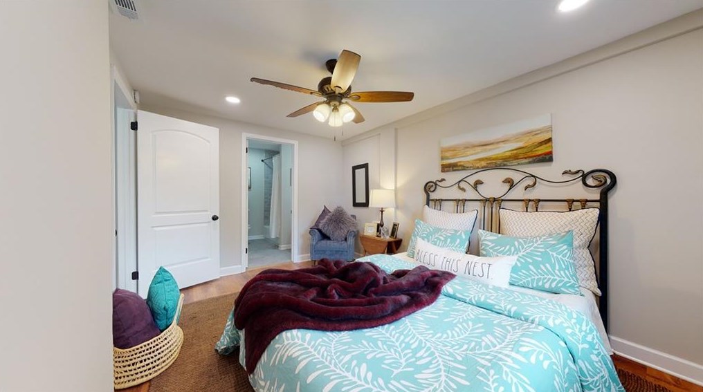 1530 Woodland Cir, Atlanta GA  30316-3160 exterior