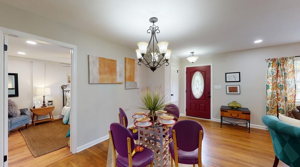 1530 Woodland Cir, Atlanta GA  30316-3160 exterior
