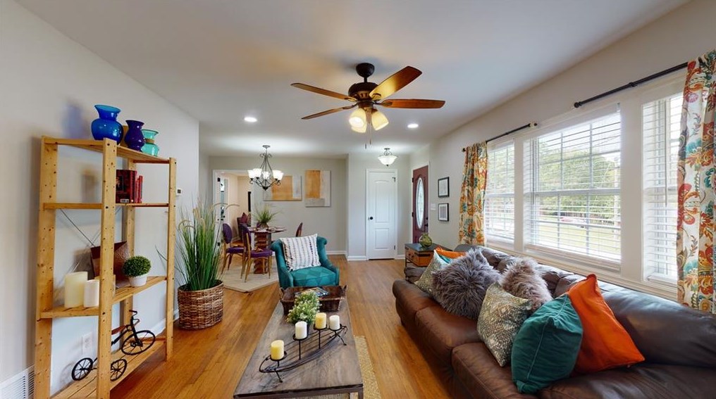1530 Woodland Cir, Atlanta GA  30316-3160 exterior