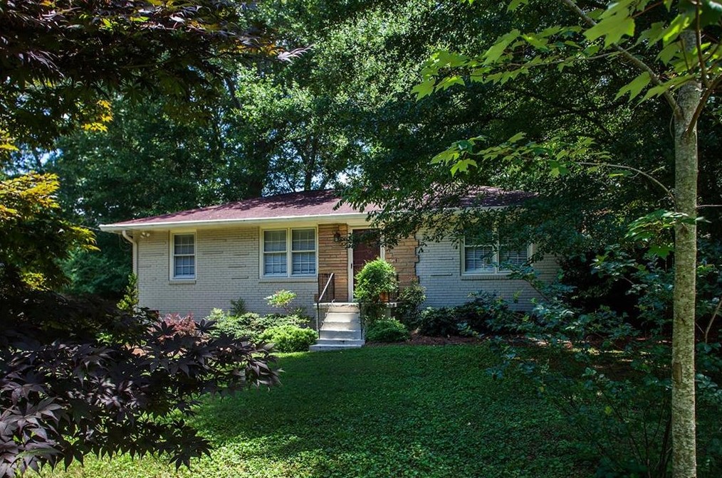 839 Alberson Ct, Decatur GA  30033-4802 exterior