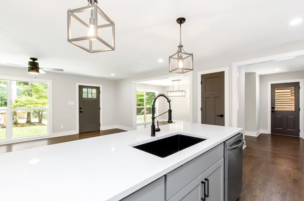 2575 Woodgreen Dr, Atlanta GA  30341-5137 exterior