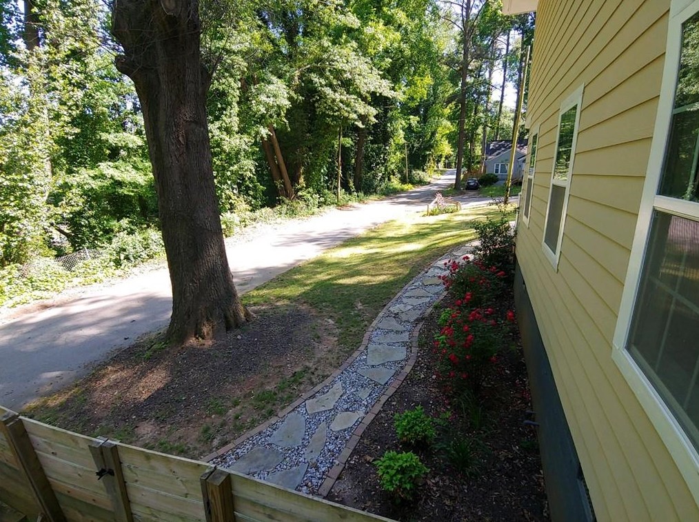 2894 Joyce Ave, Decatur GA  30032-4324 exterior