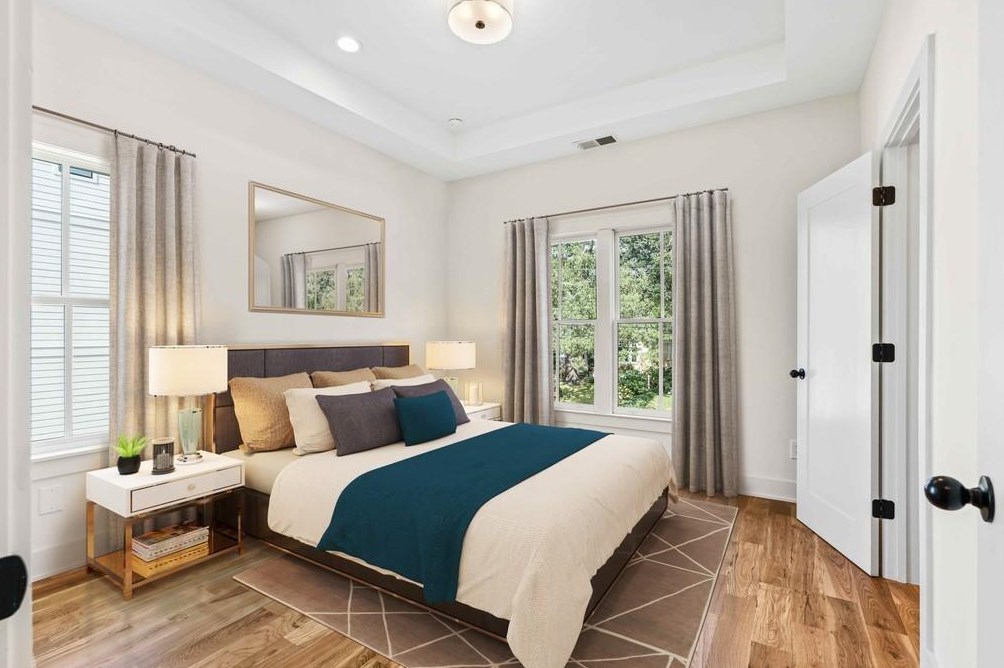 121 Mead Rd, Decatur GA  30030-3621 exterior