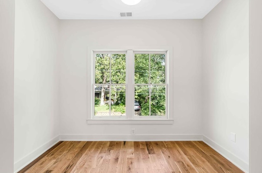 121 Mead Rd, Decatur GA  30030-3621 exterior