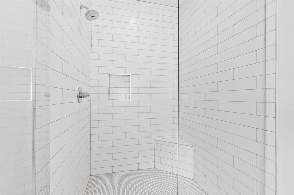 121 Mead Rd, Decatur GA  30030-3621 exterior