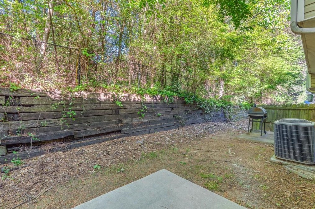 1535 Eastern Sunrise Ln, Decatur GA  30034-1690 exterior