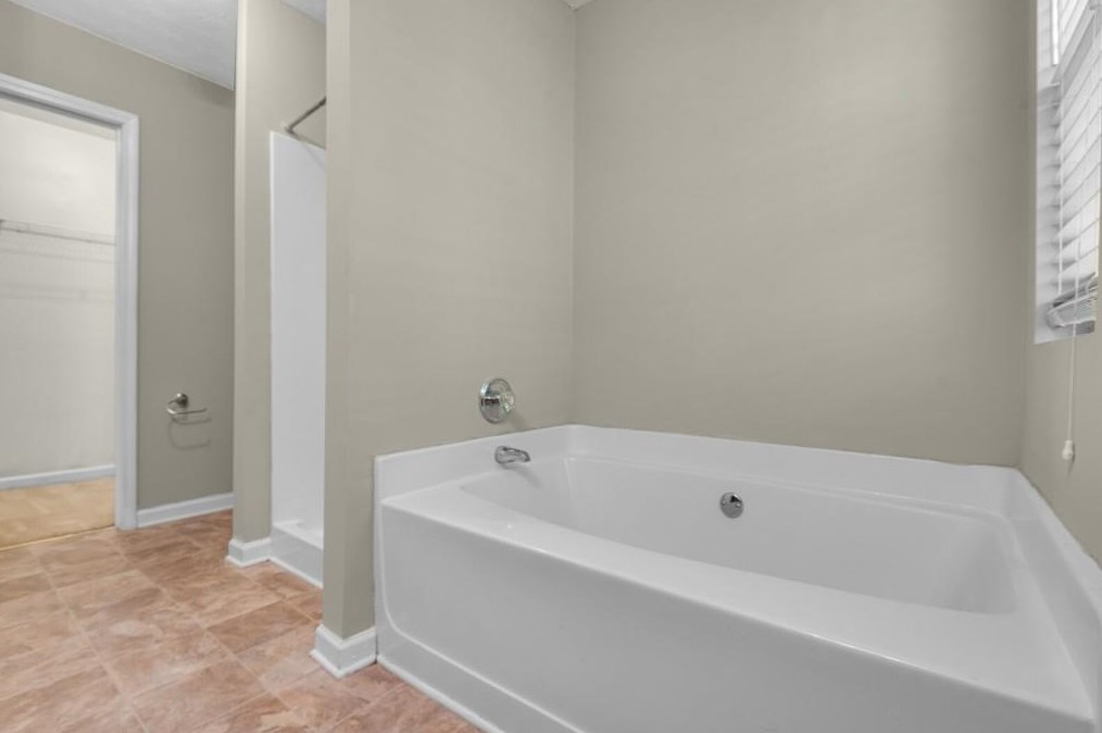 1535 Eastern Sunrise Ln, Decatur GA  30034-1690 exterior