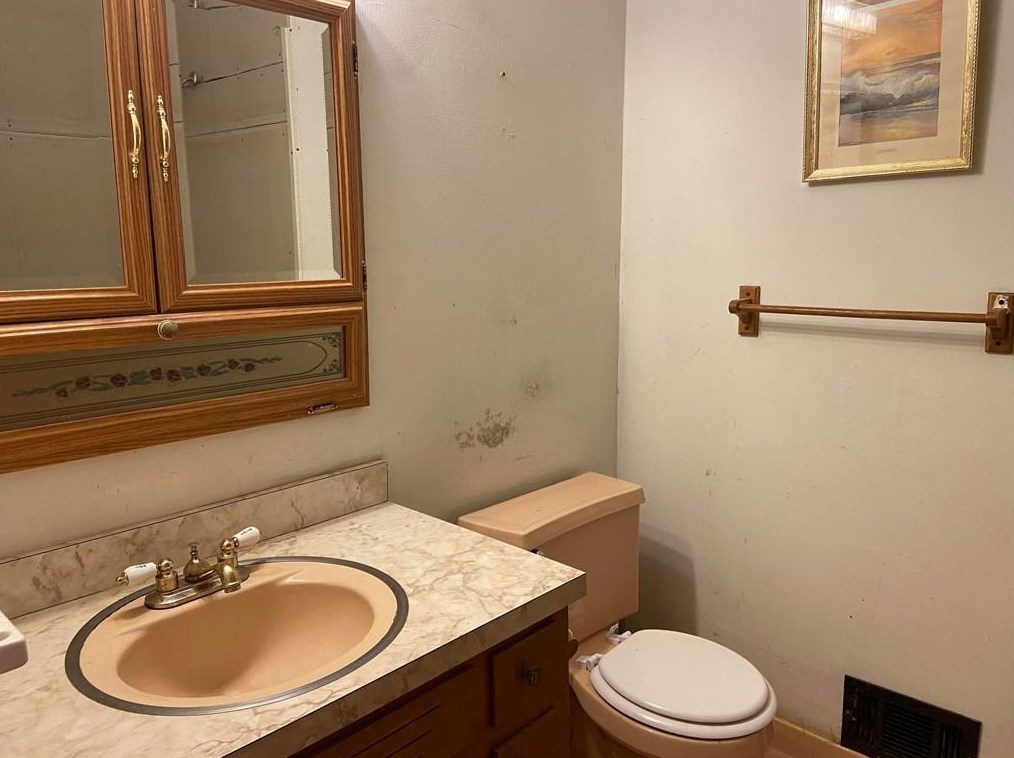 2388 Tarian Dr, Decatur GA  30034-2942 exterior