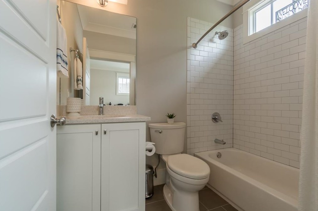 451 3rd Ave, Decatur GA  30030-4237 exterior