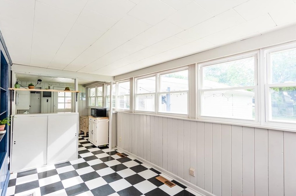 435 Pensdale Rd, Decatur GA  30030-1414 exterior