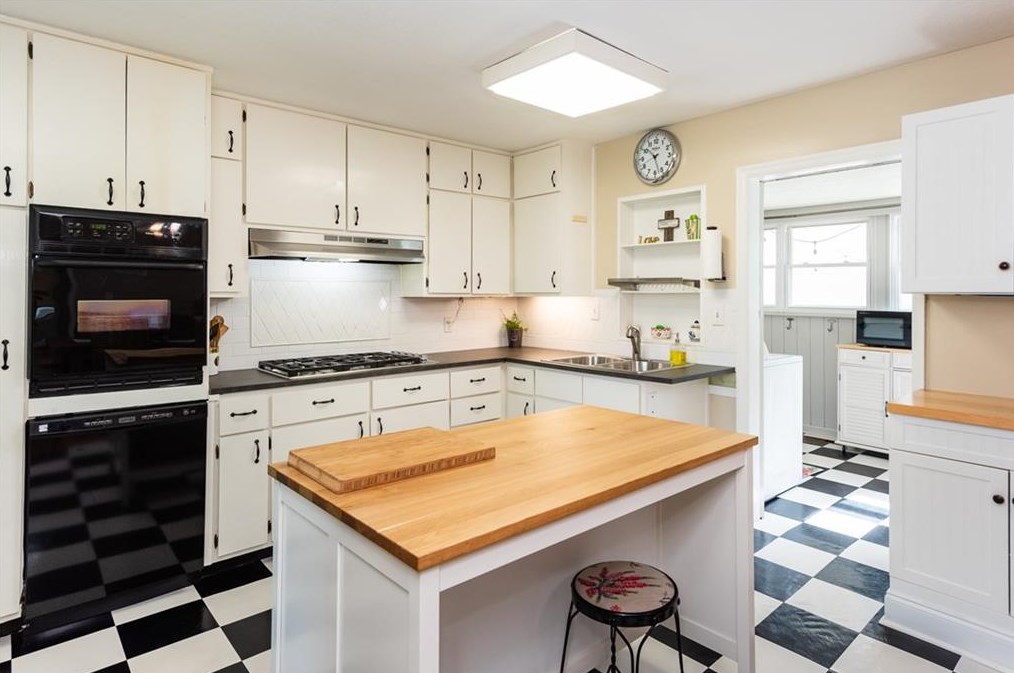 435 Pensdale Rd, Decatur GA  30030-1414 exterior