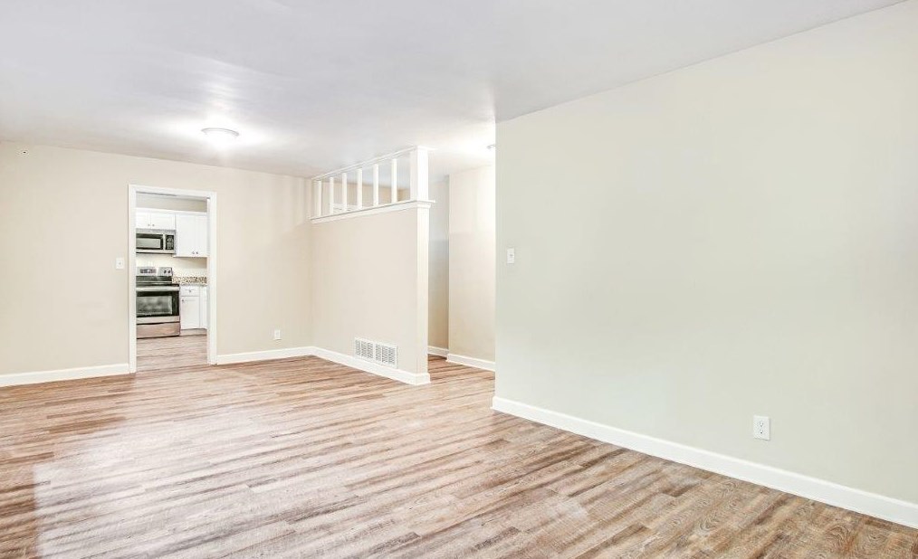 2884 Santa Monica Dr, Decatur GA  30032-3557 exterior