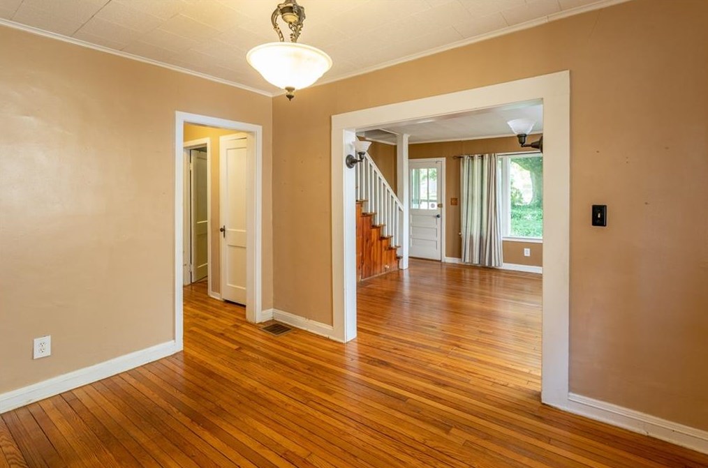 643 Sycamore Dr, Decatur GA  30030-2750 exterior